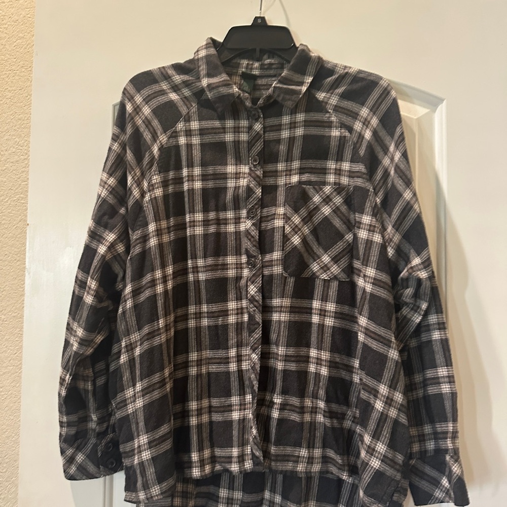 Wild Fable Black and White Plaid Button Down Shirt